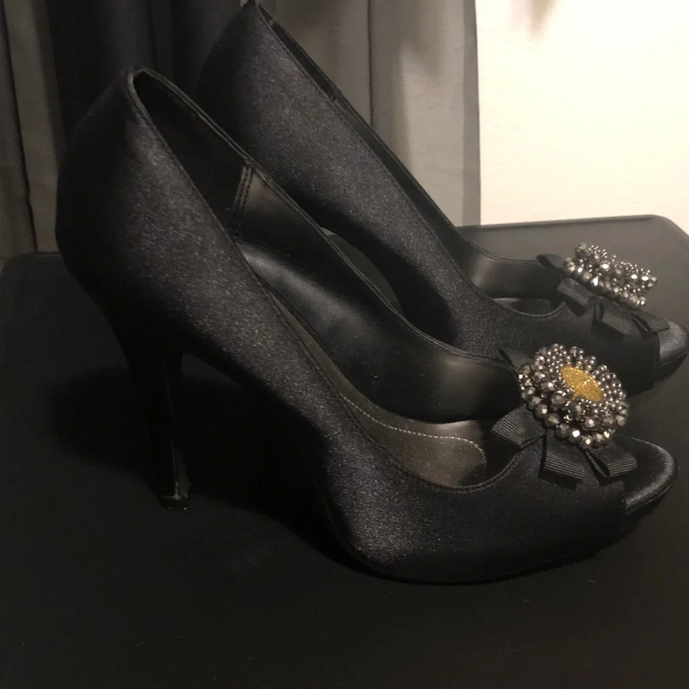 Apt. 9 Black Satin Peep-Toe Heels with Beaded Flower Accent